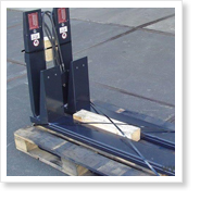 HAARUKKAPIHDIT, Lavat, paalit, astiat