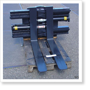 KÄÄNTYVÄT HAARUKKAPIHDIT, Lavat, paalit, astiat