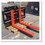 KÄÄNTYVÄT ASETINLAITTEET, Kuorman kääntö, haarukoiden paikoitus